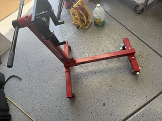 Engine Stand - Like New 70 FIRM