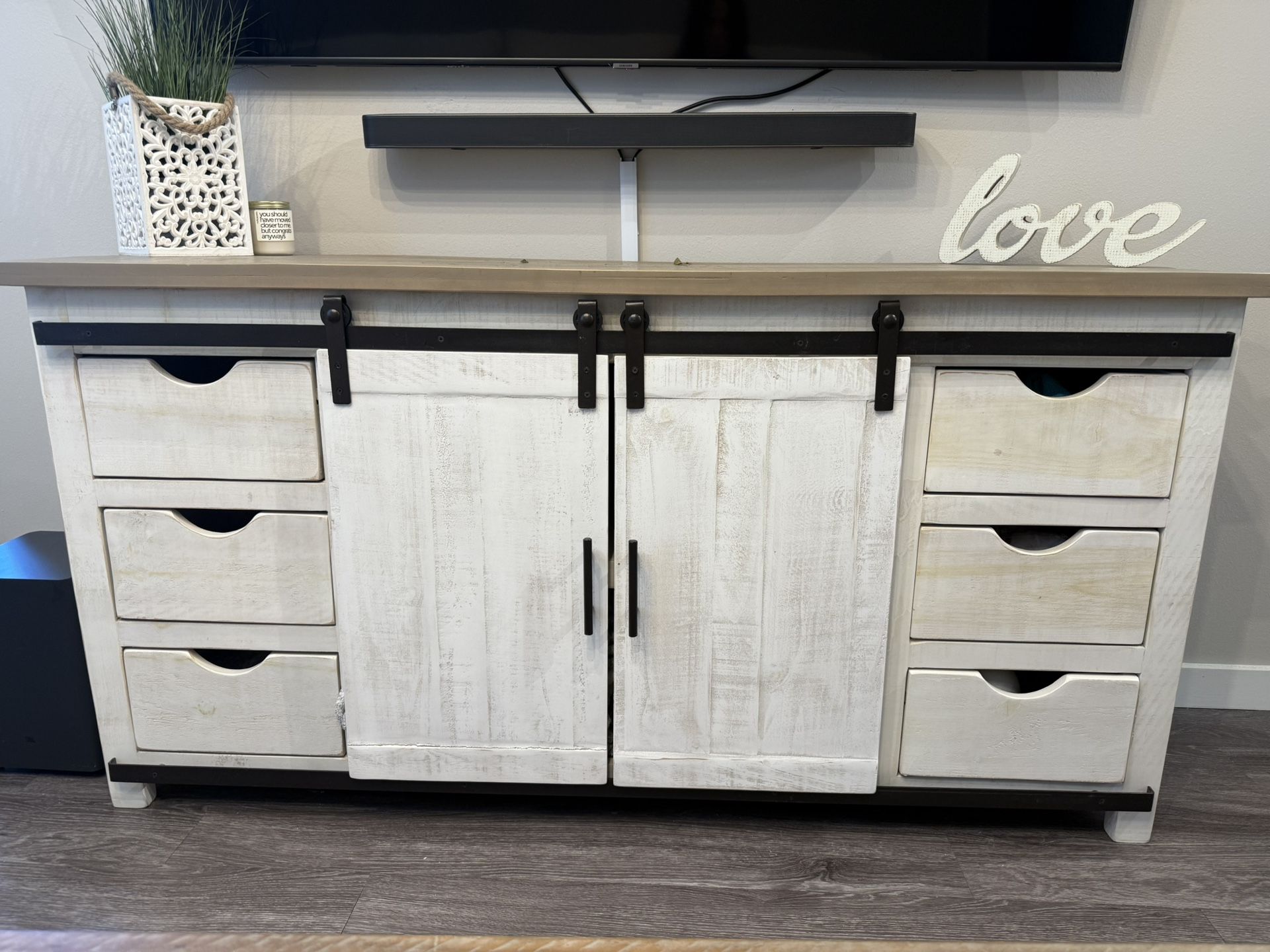 TV Console/ Entertainment Center