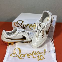 Nike Ronaldinho