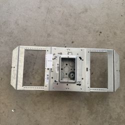 Pre assembled 4s electrical box support brackets