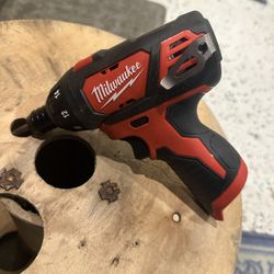 M12 Screw Driver