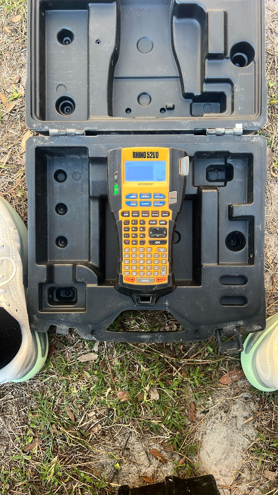 Rhino 5200