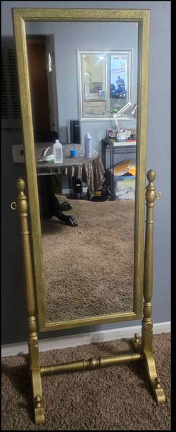 Golden mirror