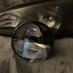 Complete Headlight Fixture