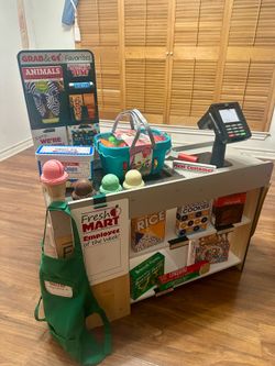 Melissa and Doug Kids Toy Supermarket Grocery Store Play Checkout Stand