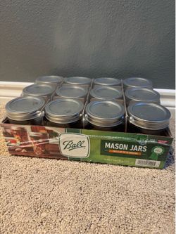 Set of 12 Ball Half-Pint Mason Jars New