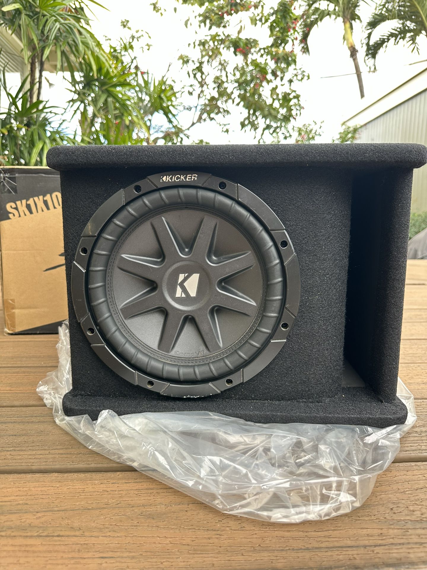 10” Kicker Subwoofer In Ported Box