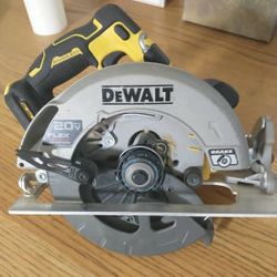 Dewalt cordless 20v Flex volt circular saw
