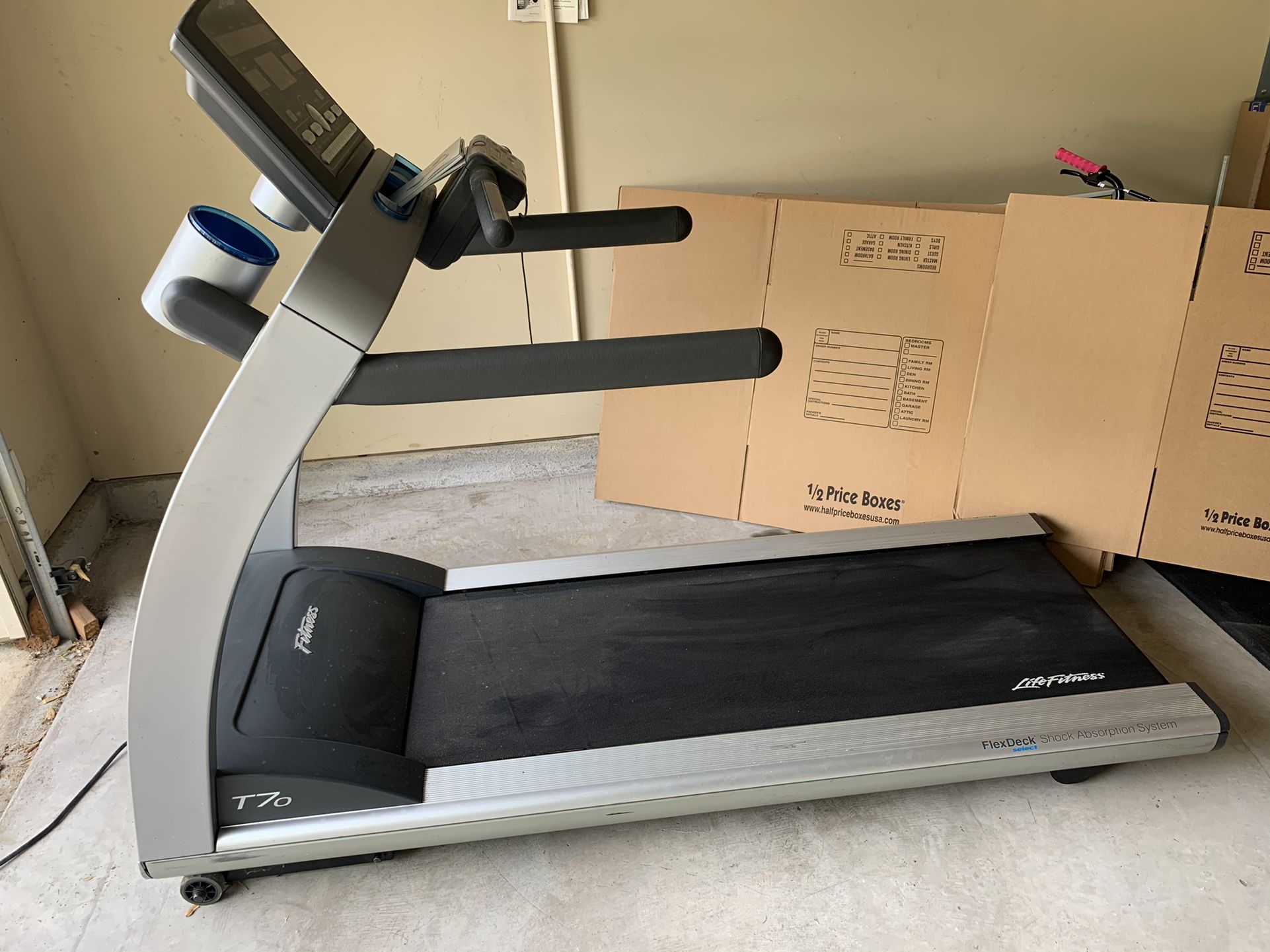 LifeFitness T7 Treadmill