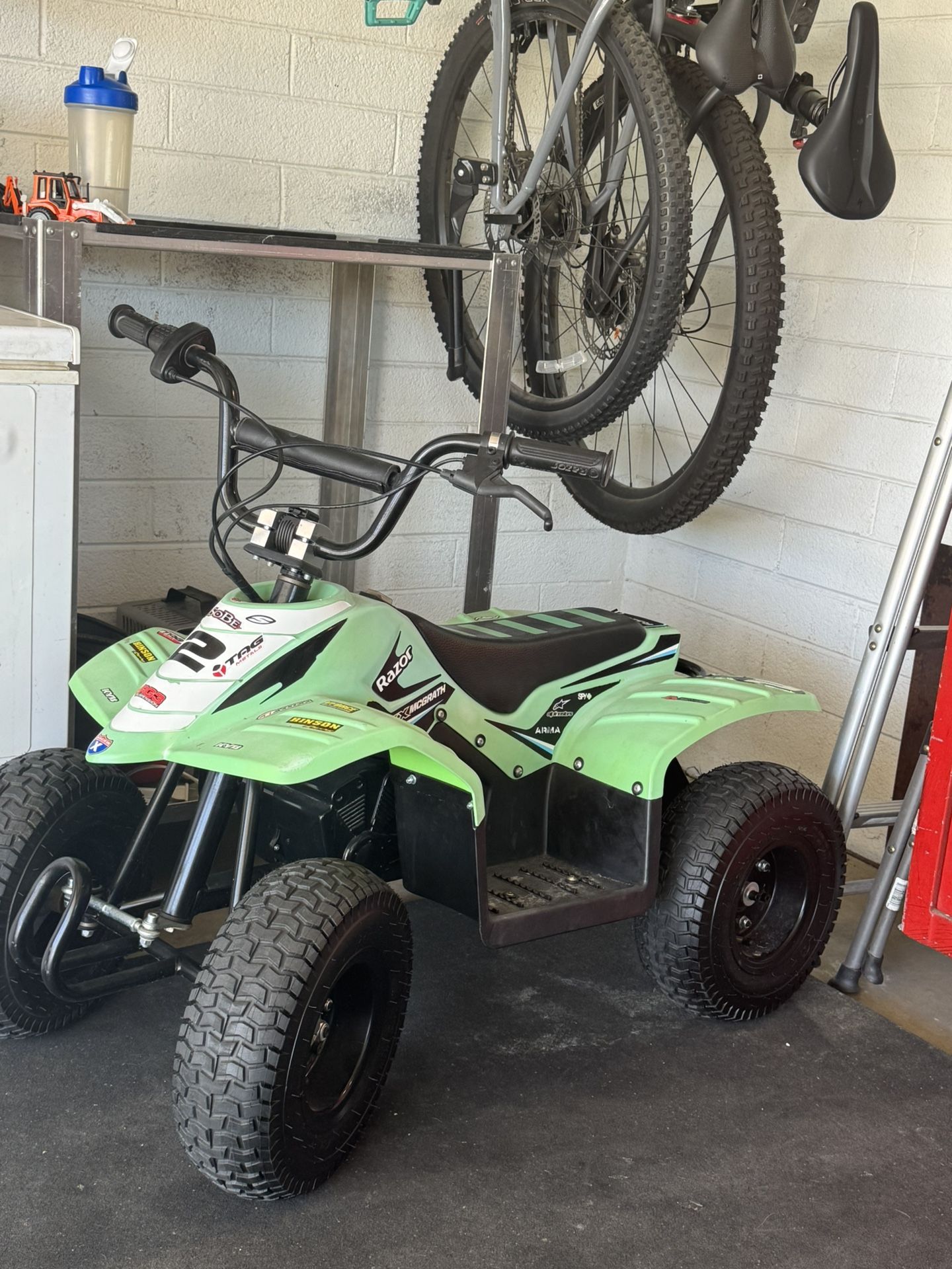 Razor Quad 24v