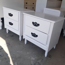 Beautiful Solid Oak White Nightstands or End Tables Pair