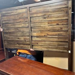 Full Size Wooden Bedframe 