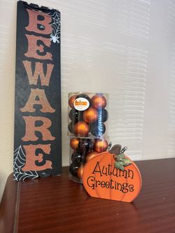 Halloween decorating decorations lot