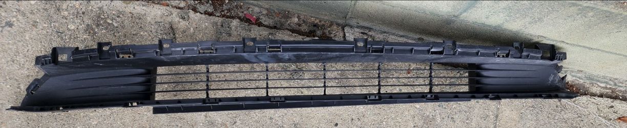 2024 2025 2026 TESLA MODEL 3 FRONT BUMPER LOWER GRILL