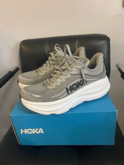 Hoka Bondi 9/ size 12D Men’s $100