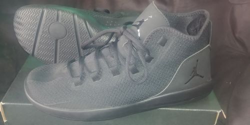 Jordan size 10.5 new blk on blk