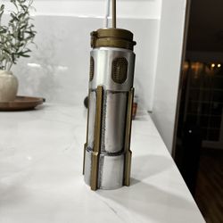 Disneyland Galaxy’s Edge - Disney Parks Star Wars Coaxium Sipper Unused