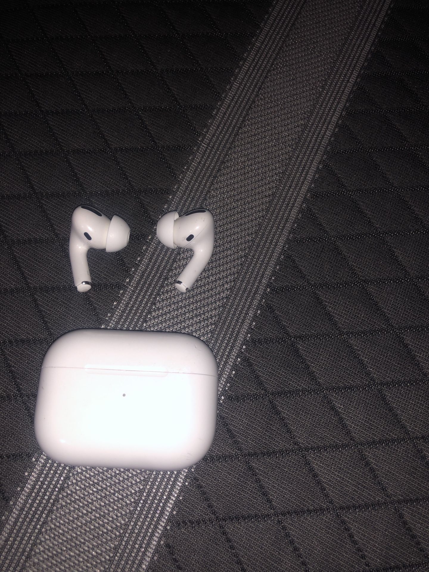 Air Pod Pros 2 Used W Noise Cancellation