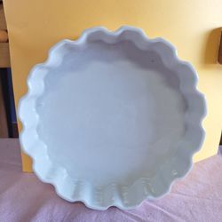 VINTAGE FRENCH PORCELAIN TART DISH