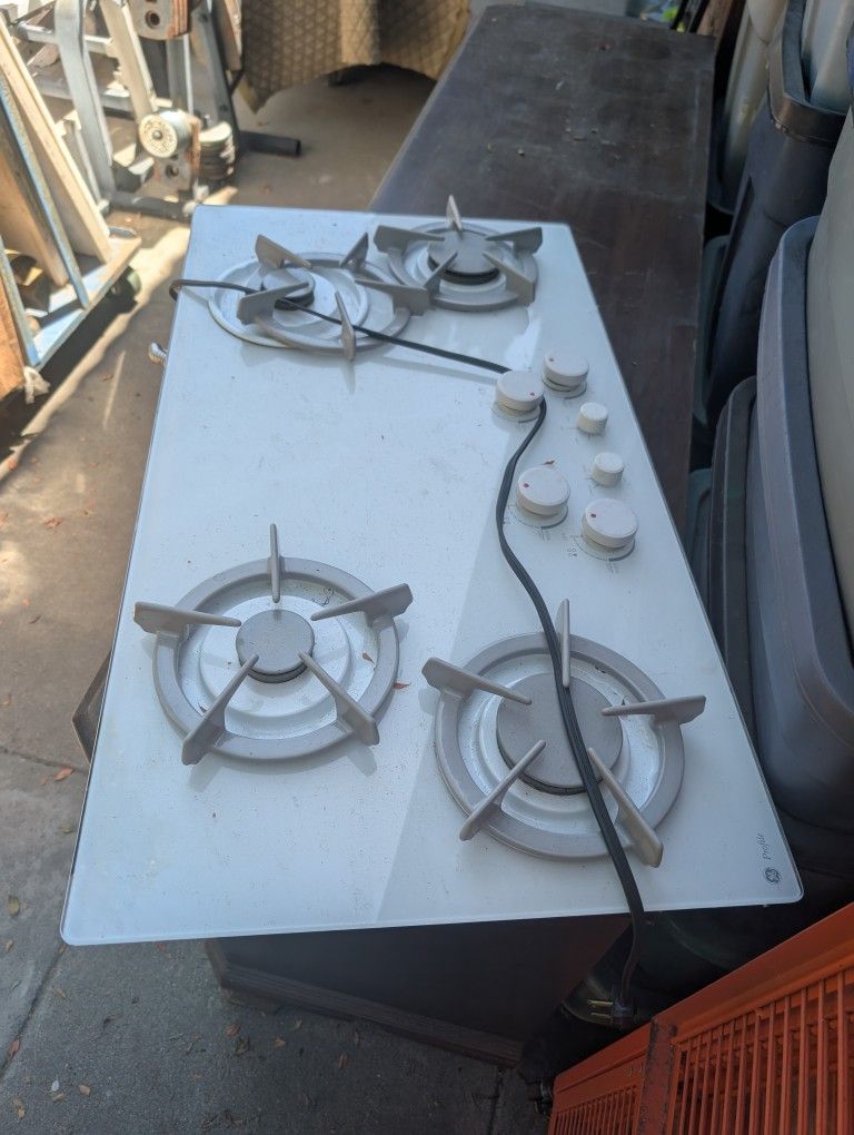 Ge Stove