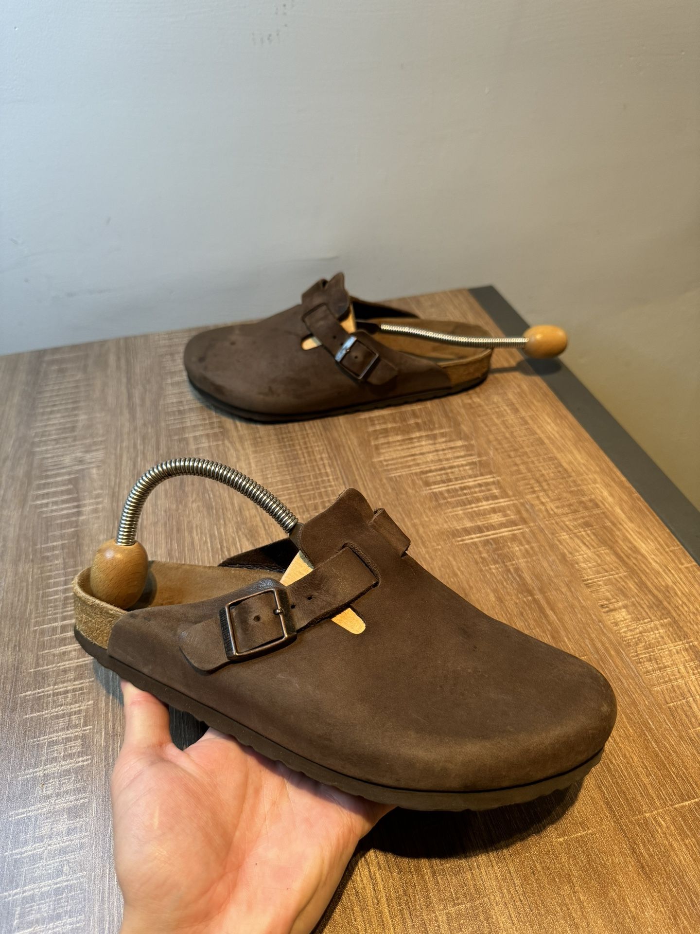 BIRKENSTOCK - BOSTON BS Oiled Leather Sandal, Habana - EUR 40, US W9, M7