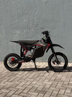 SKERI MEDIUM ELECTRIC DIRT BIKE / Bicicleta Electrica