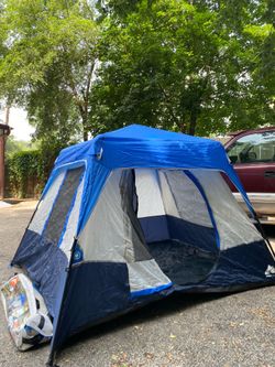 4-PERSON INSTANT CABIN TENT