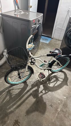 Huffy 20 with a basket