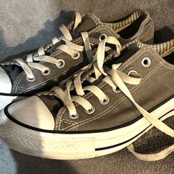 Grey Converse Low Tops Size 8 Women’s