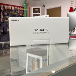 Fujifilm X-M5 With 15-45mm