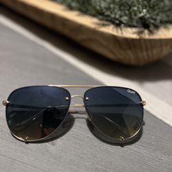 QUAY Sunglasses 