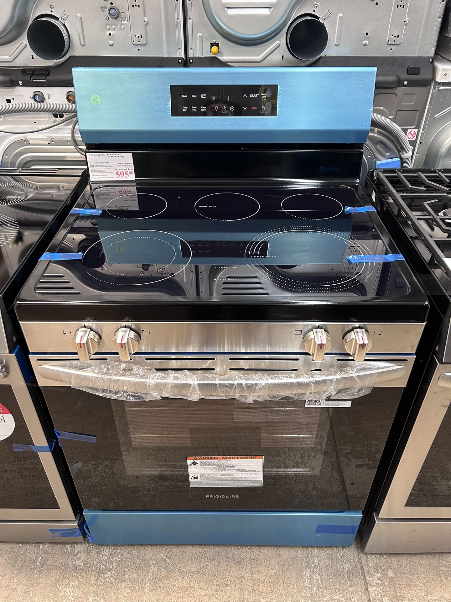 New Frigidaire Electric Range- 5.3 Cu Ft Capacity