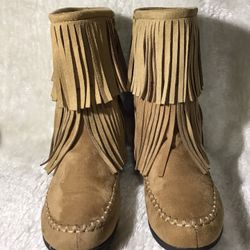 Hot Tomato/Fringe Beige Boots Size 10 