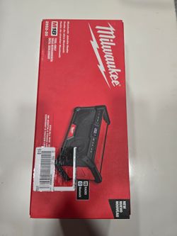Milwaukee M18 Bluetooth Jobsite Radio (tool only)
