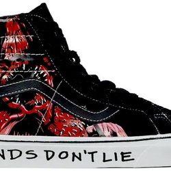 Vans x Stranger Things Sk8-Hi Reissue Sneakers ♥️🖤