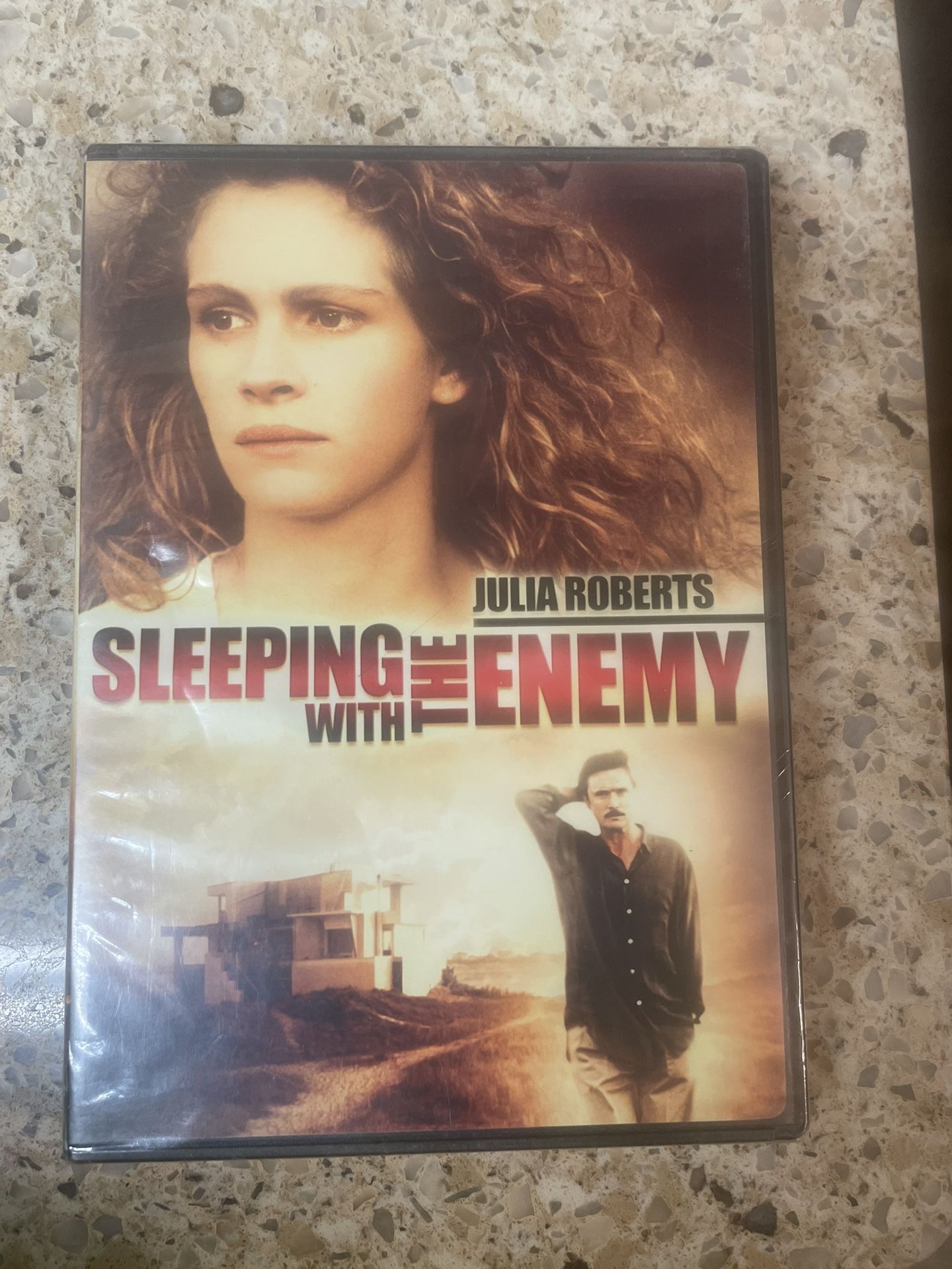 Sleeping With The Enemy (DVD)