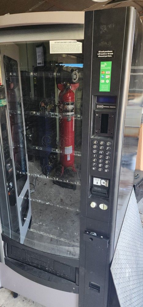 Snack Vending Machine