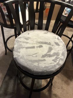 4 pub chairs