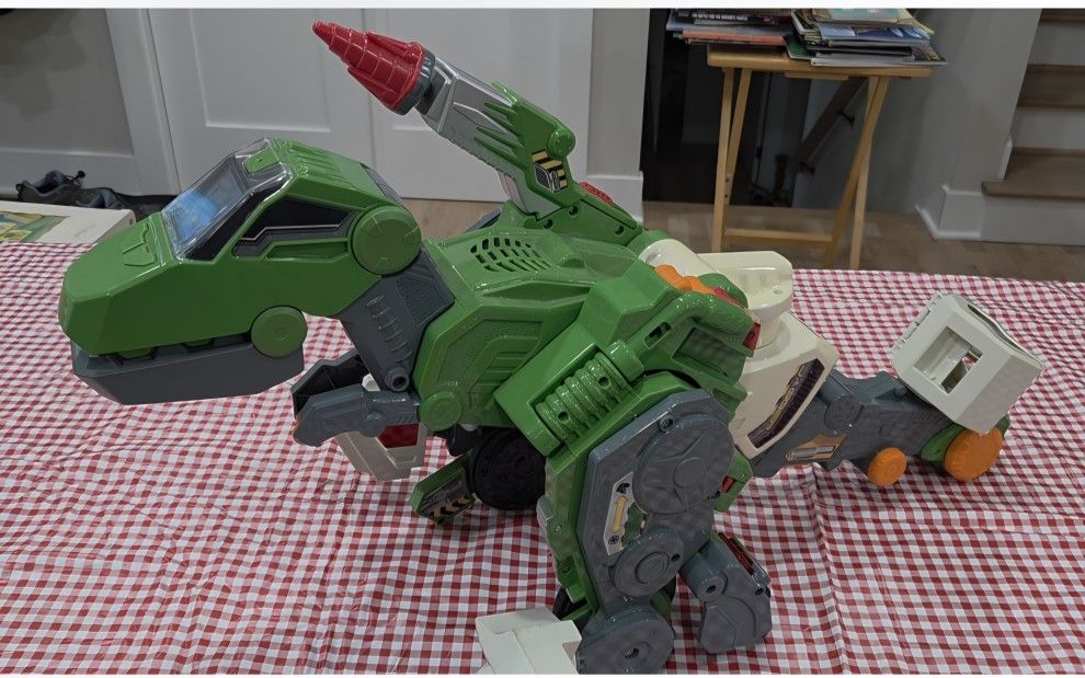 Switch & Go Dinos Jagger the T rex/crane