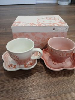 Le Creuset x Sanrio Hello Kitty Tea Cup Saucers Set
