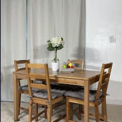 Compact Pine Kitchen Dining Table With 4 Chairs PERFECT FIR APARTMENT 
