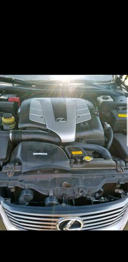 For sale engine came out 04 Lexus sc430 4.3 v8