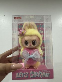 Pop Mart Labubu