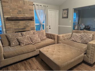 Cindy Crawford furniture set
