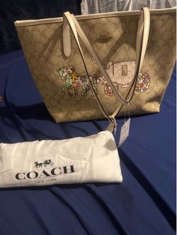 Coach purse 👜