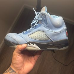 Air Jordan UNC