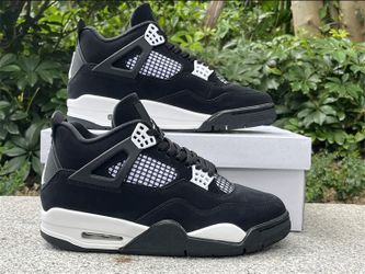 Air Jordan 4 “White Thunder”