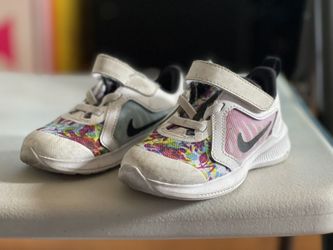 BABY NIKE