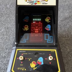 1981' Coleco Pac-Man Mini Arcade Works Perfect