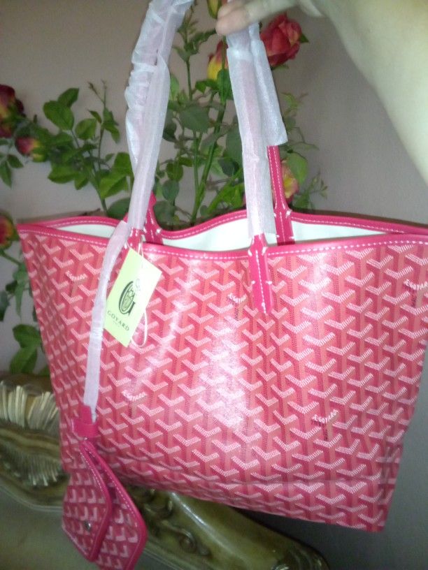 Purse Size Medium